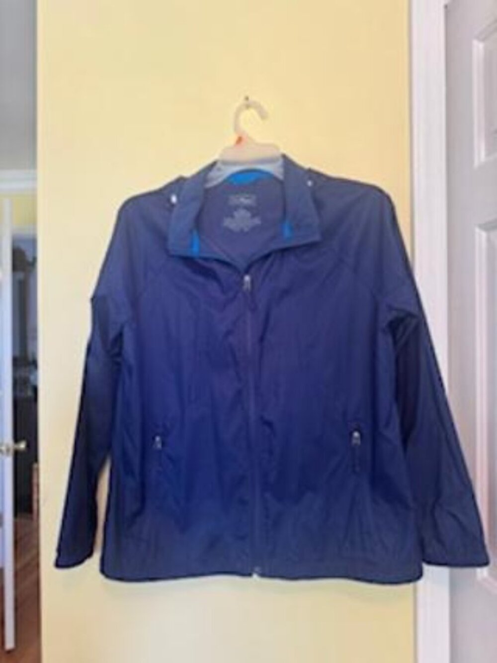 Women's LL Bean Navy Windbreaker Size L